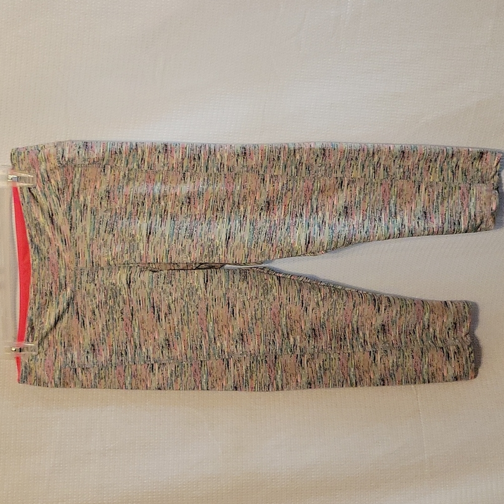 Take A Walk Capri Leggings